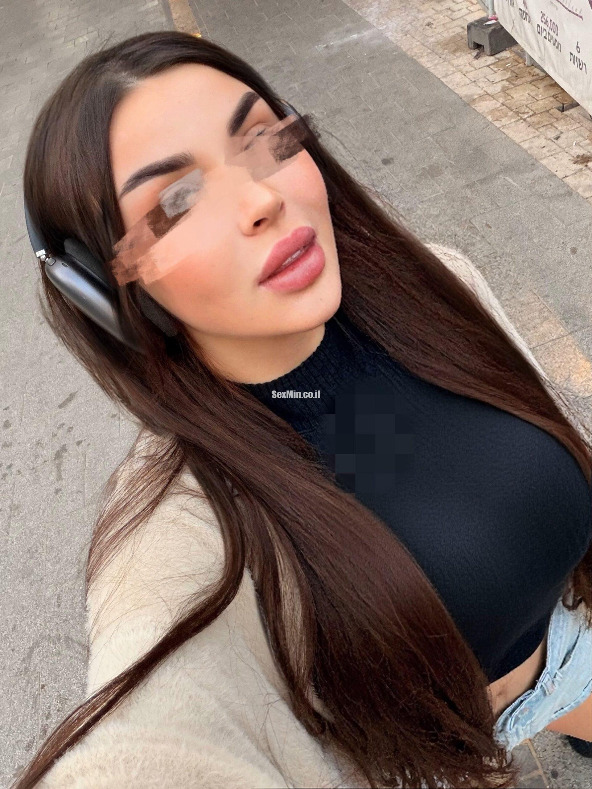 תל אביב תיירת אירופאית - תמונה 21